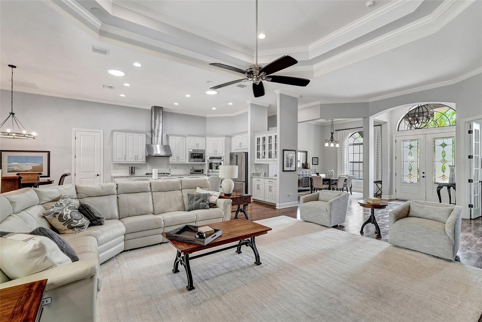 ESPLANADE GOLF AND COUNTRY CLUB - Residential