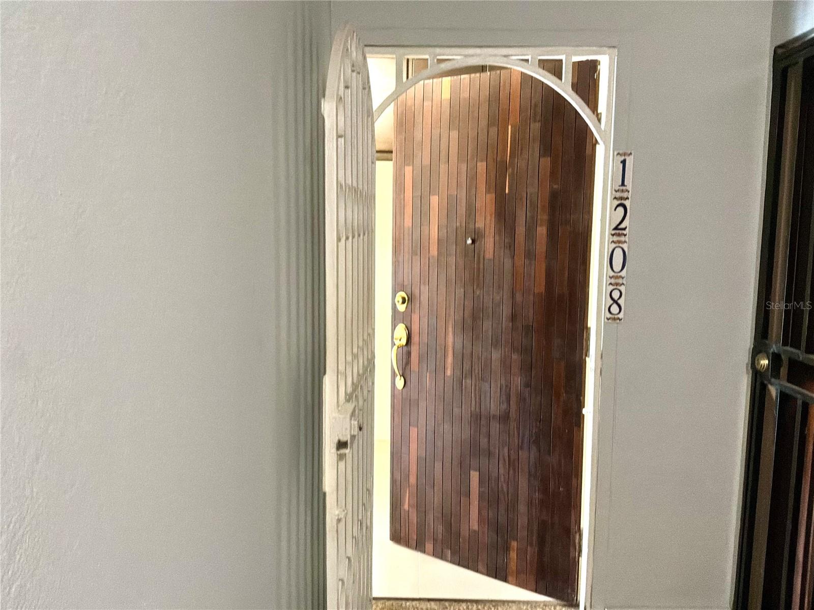 426 ENSENADA BORINQUEN TOWERS III 1208