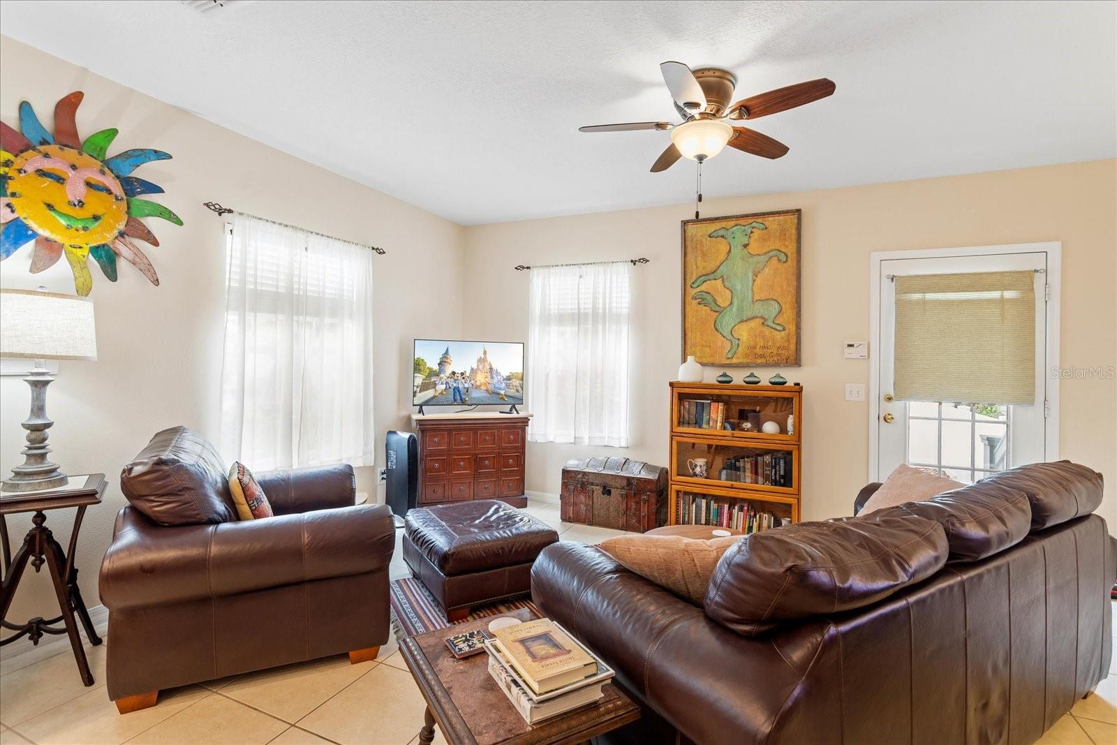 CELEBRATION ROSEVILLE CORNER - Residential