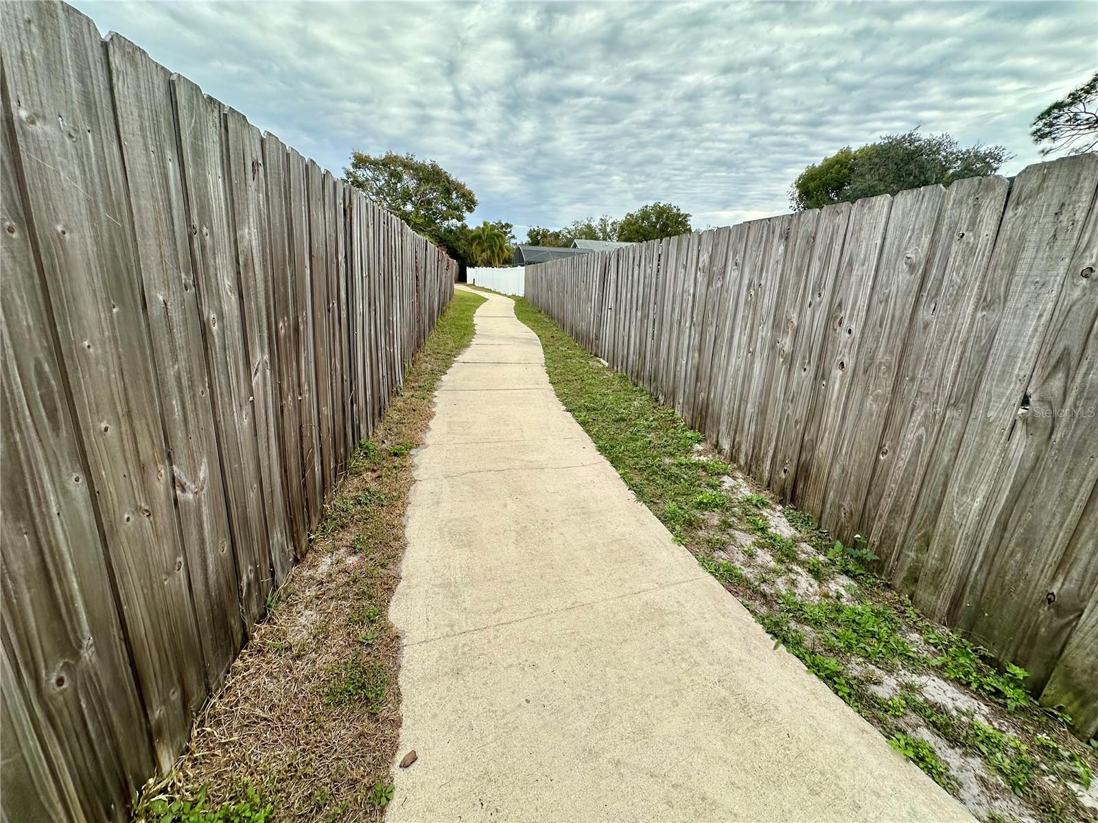 WEKIVA HUNT CLUB 2 FOX HUNT SEC 2 - Residential