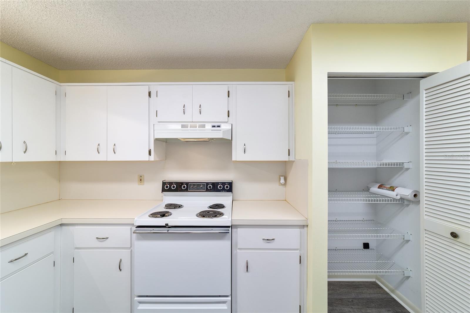 ON TOP OF THE WORLD - Residential