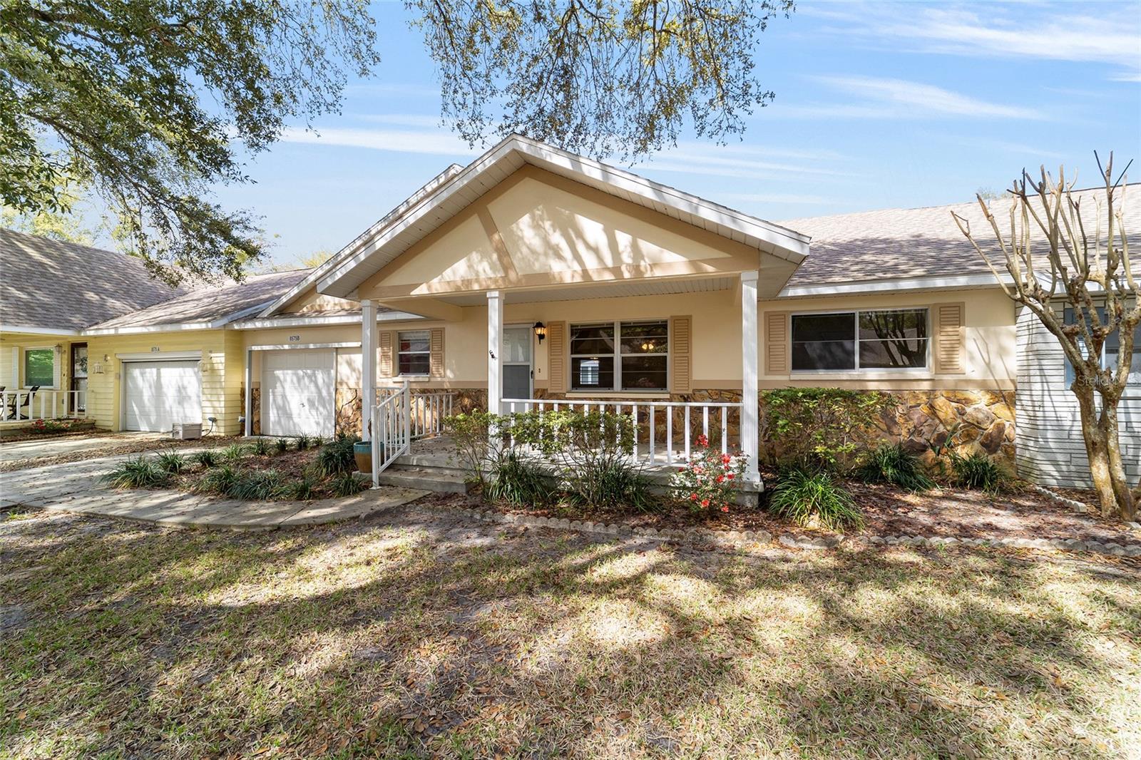 ON TOP OF THE WORLD - Residential