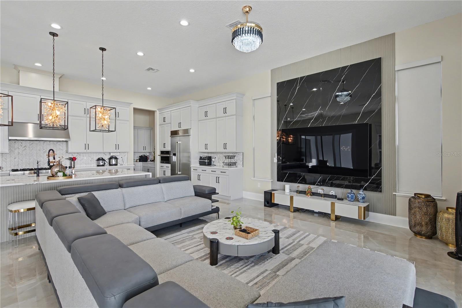 BELLA COLLINA EAST SUB - Residential