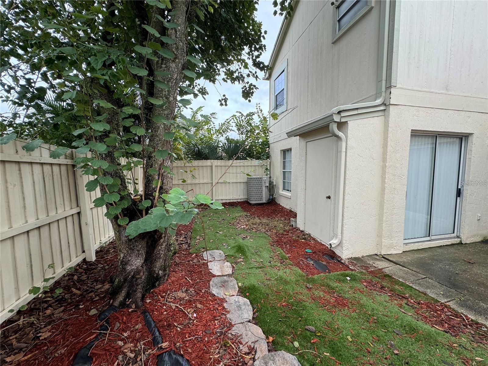 LAKE OLYMPIC TWNHS CONDO - Residential Lease