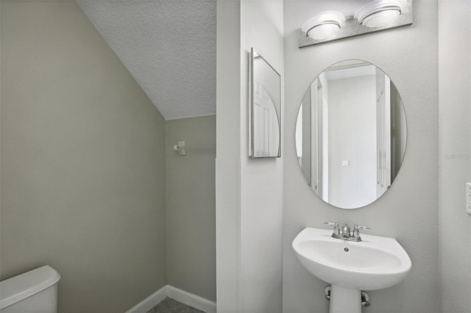 REUNION PH 2 PRCL 3 - Residential Lease