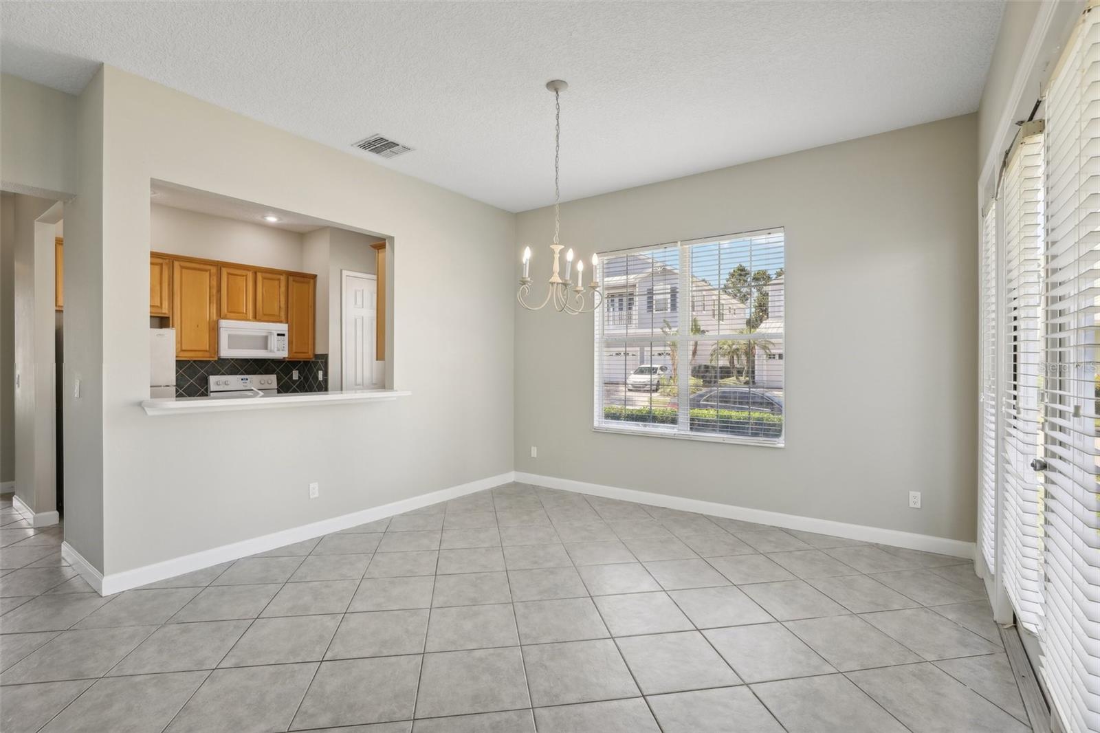 REUNION PH 2 PRCL 3 - Residential Lease