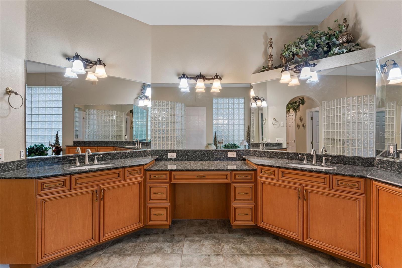 ARROWHEAD AT TUSCAWILLA UNIT 1 - Residential