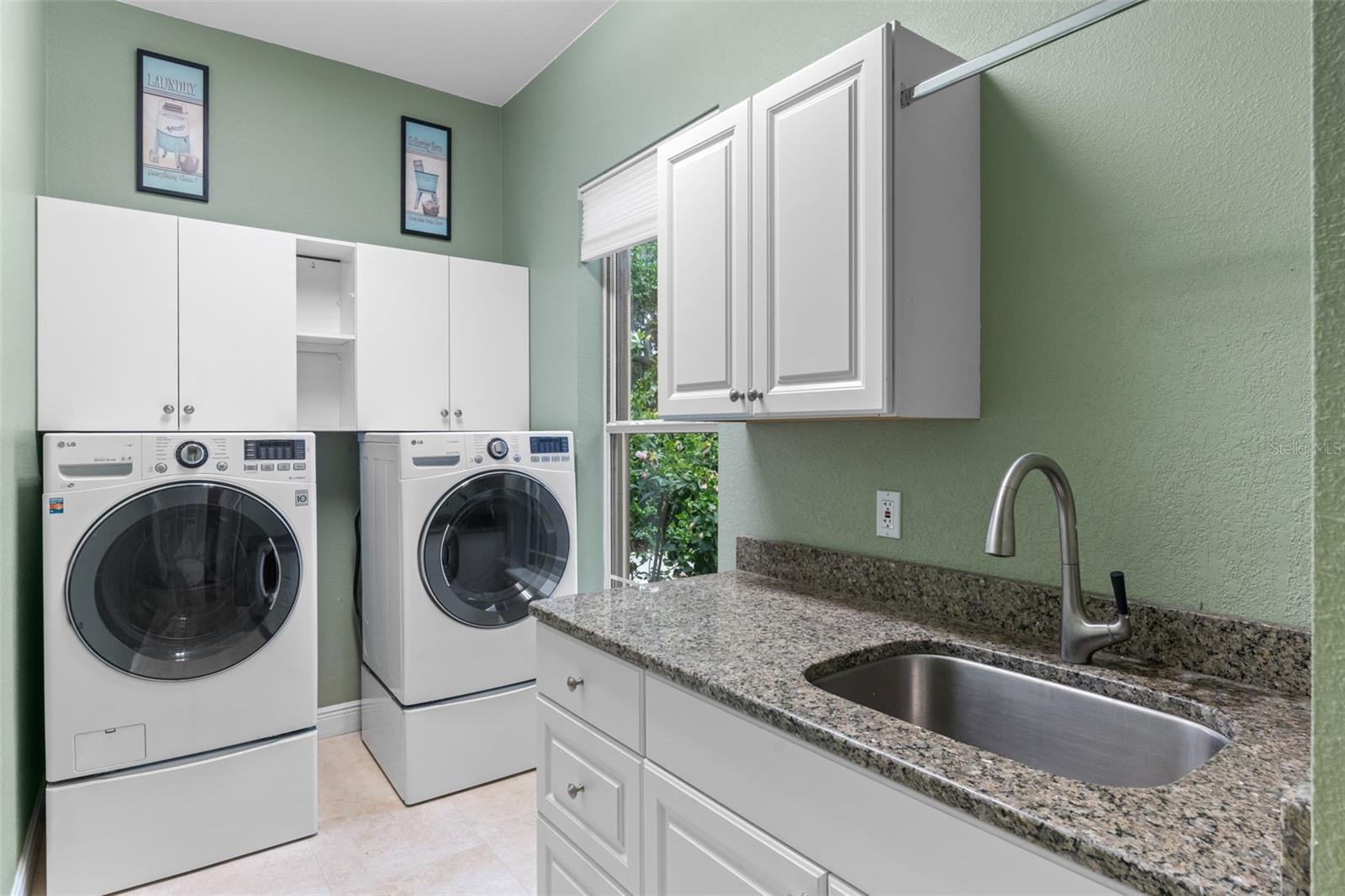 ARROWHEAD AT TUSCAWILLA UNIT 1 - Residential