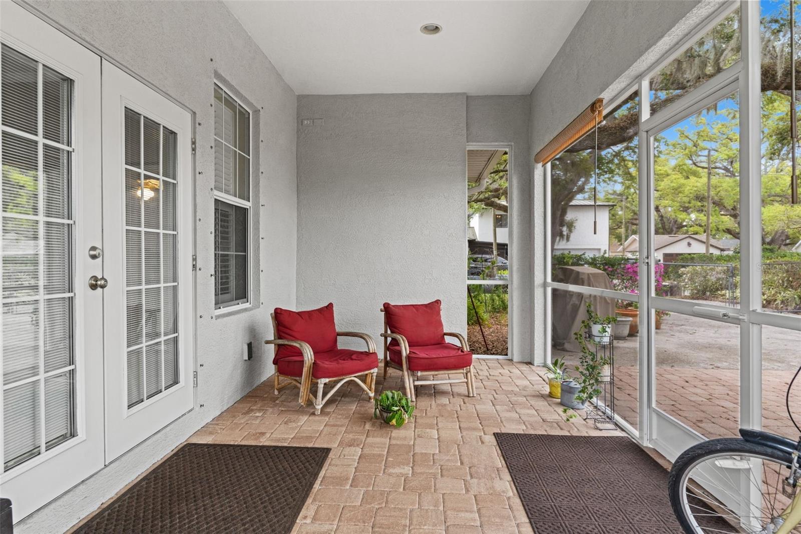 RIVER HEIGHTS - Residential