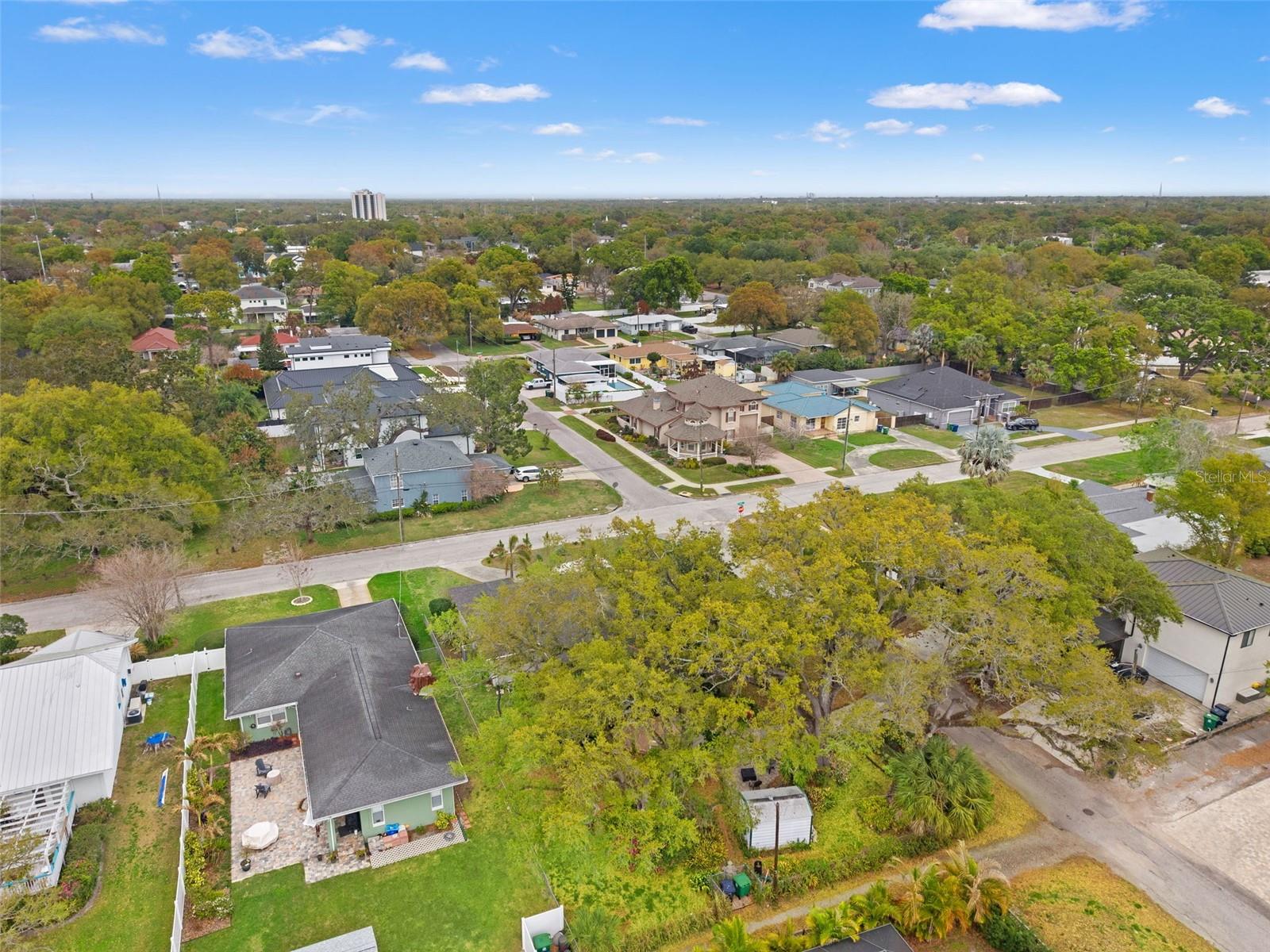 RIVER HEIGHTS - Residential