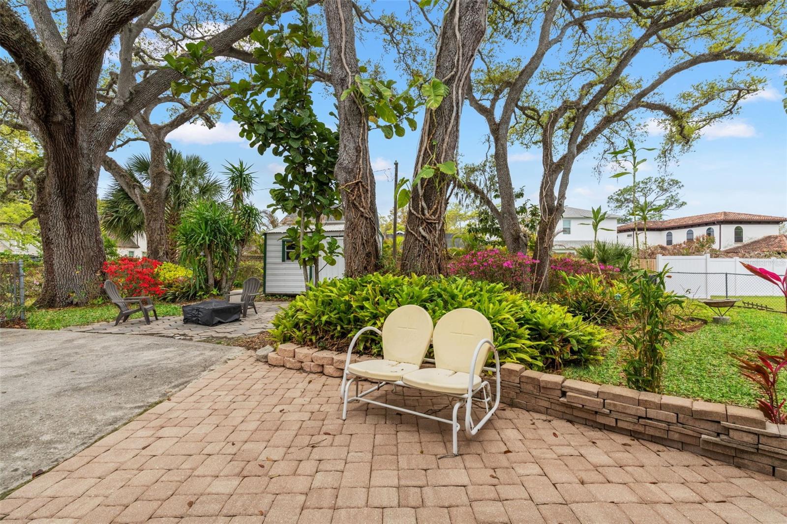 RIVER HEIGHTS - Residential