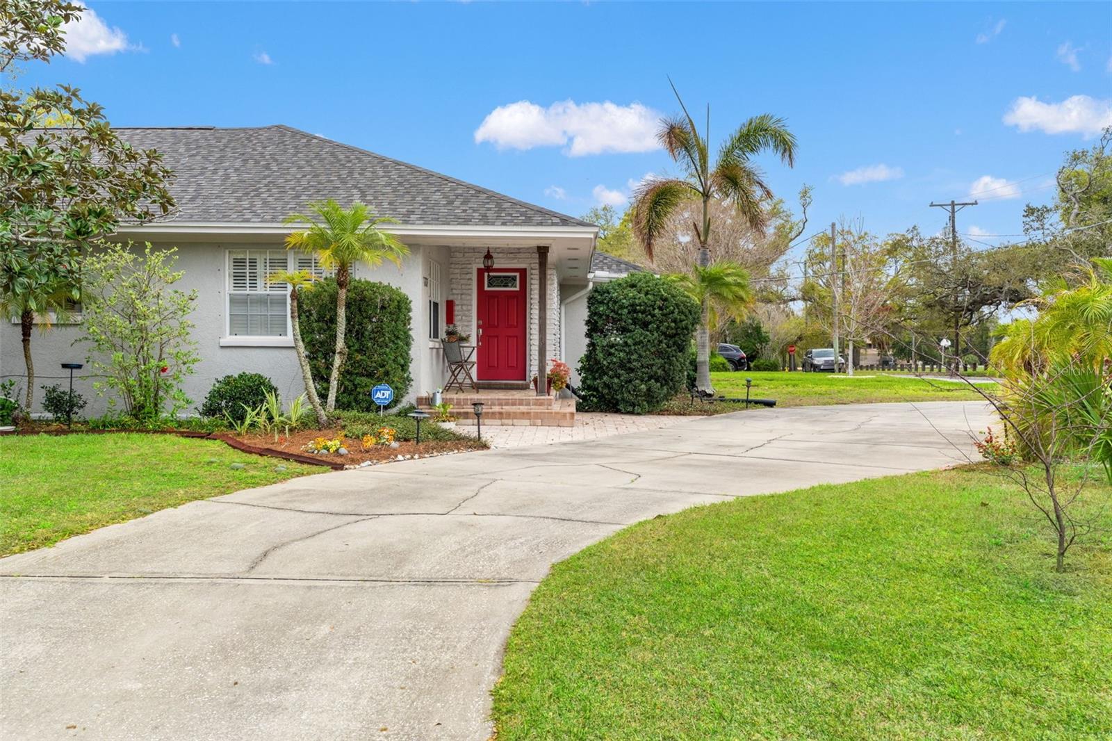 RIVER HEIGHTS - Residential