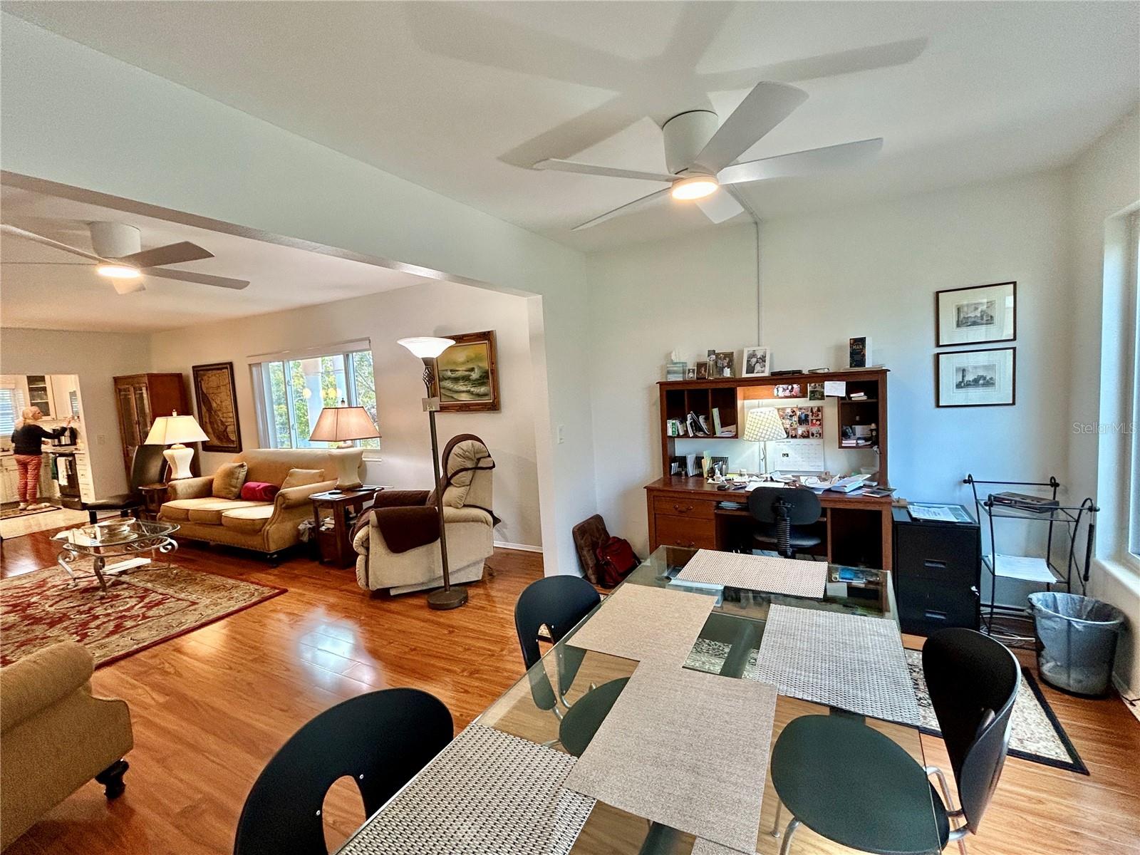 ON TOP OF THE WORLD - Residential