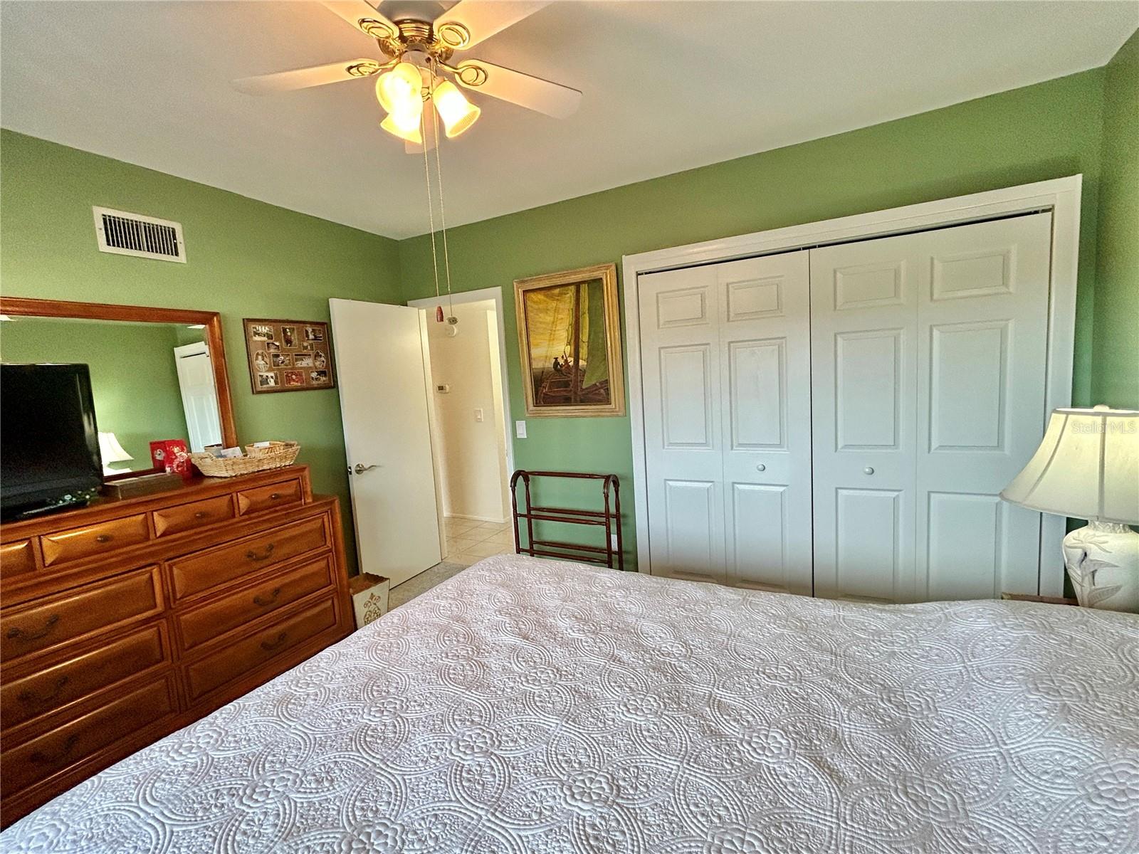 ON TOP OF THE WORLD - Residential