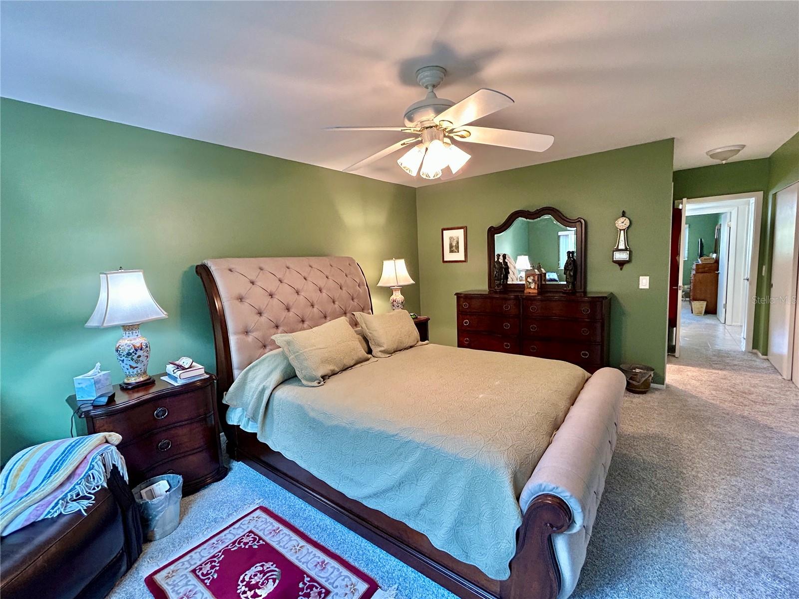 ON TOP OF THE WORLD - Residential