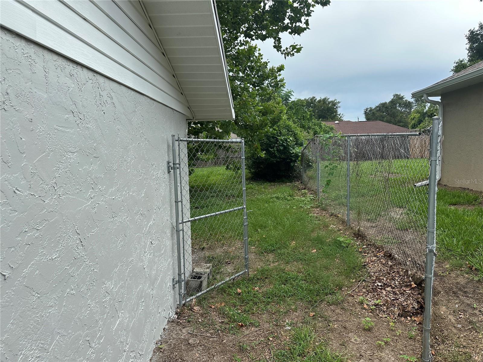 BELLEVIEW HEIGHTS ESTATE - Residential Lease