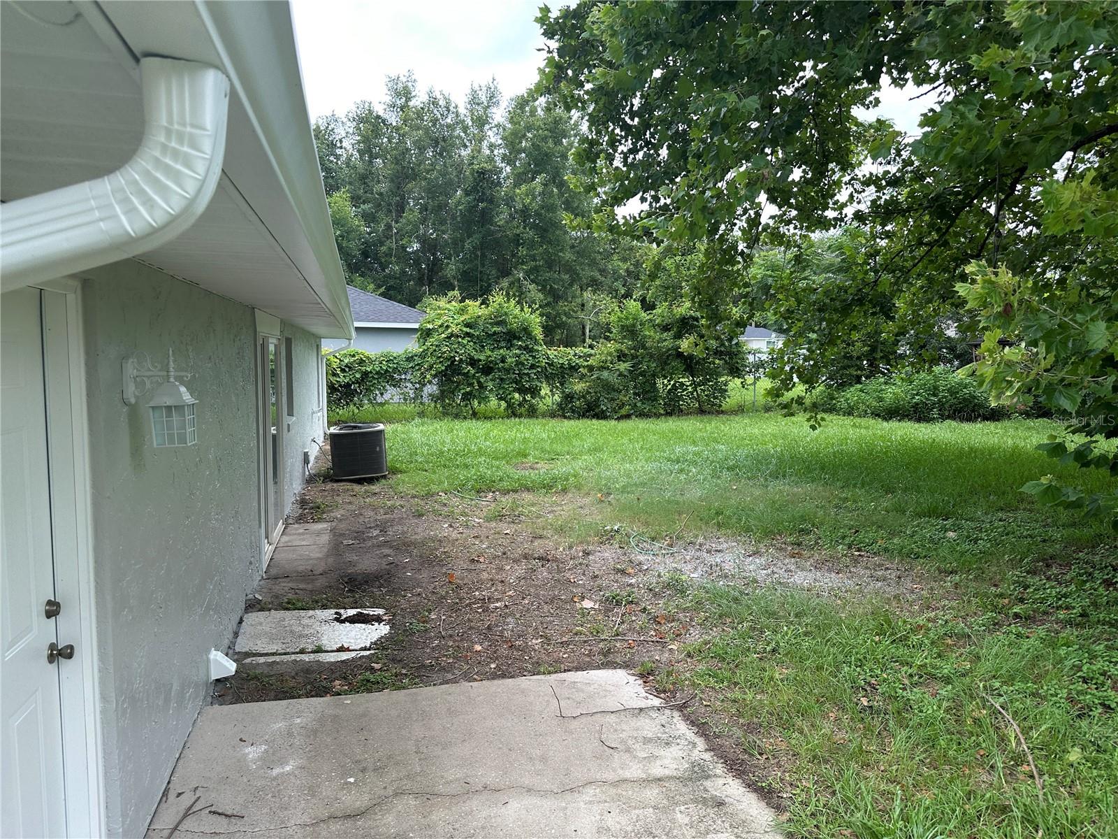 BELLEVIEW HEIGHTS ESTATE - Residential Lease