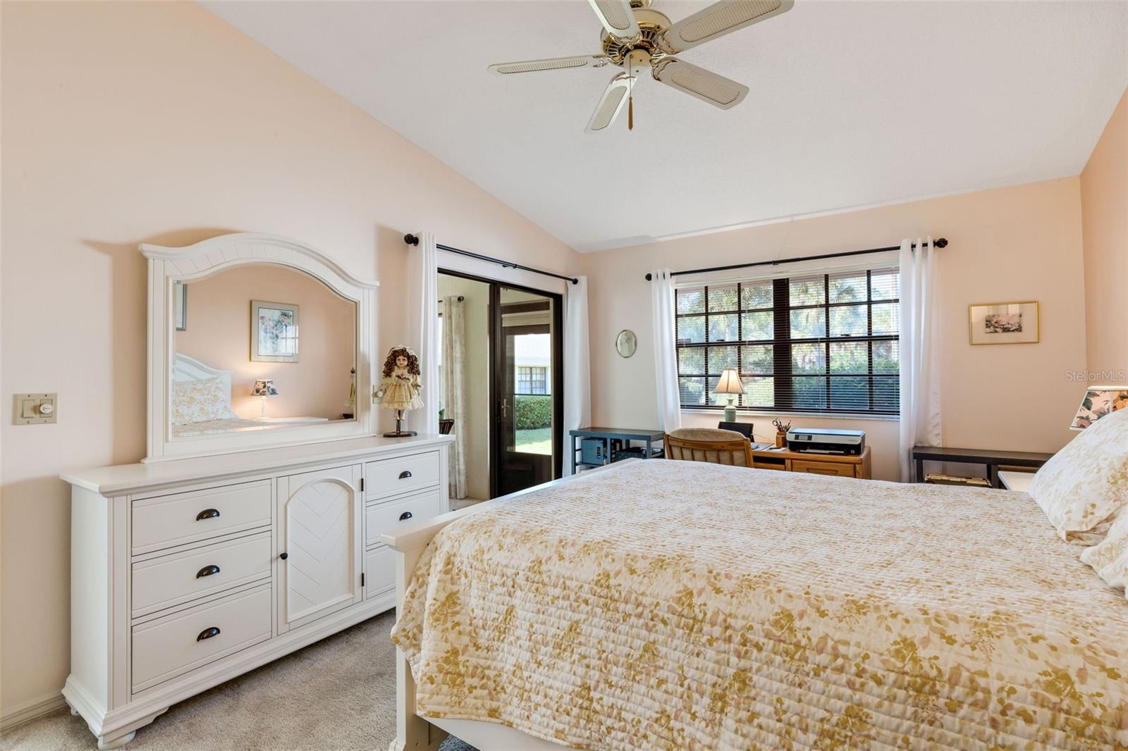 HAMPSTEAD HEATH - Residential