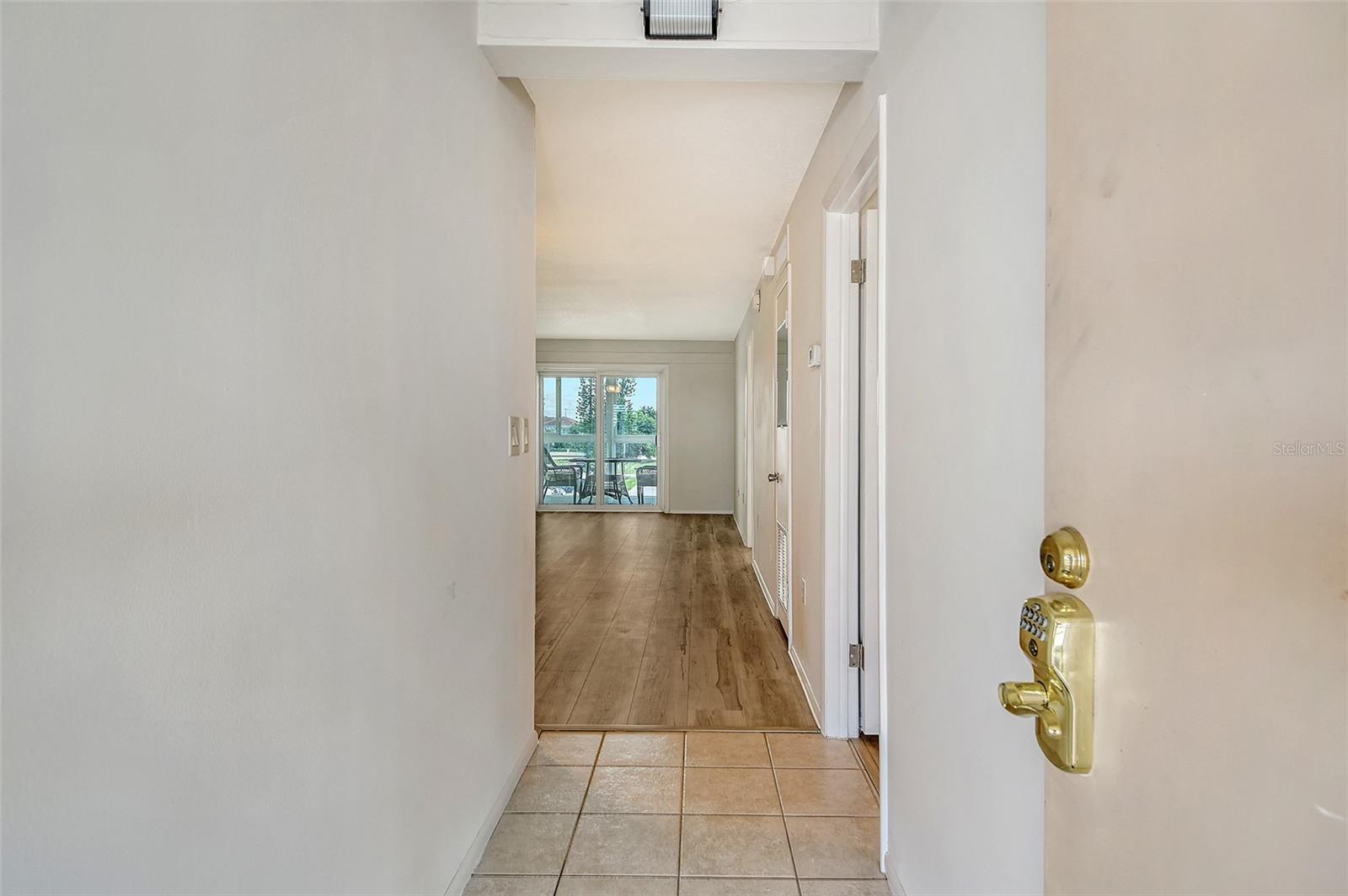 708 TAMIAMI TRAIL S 302