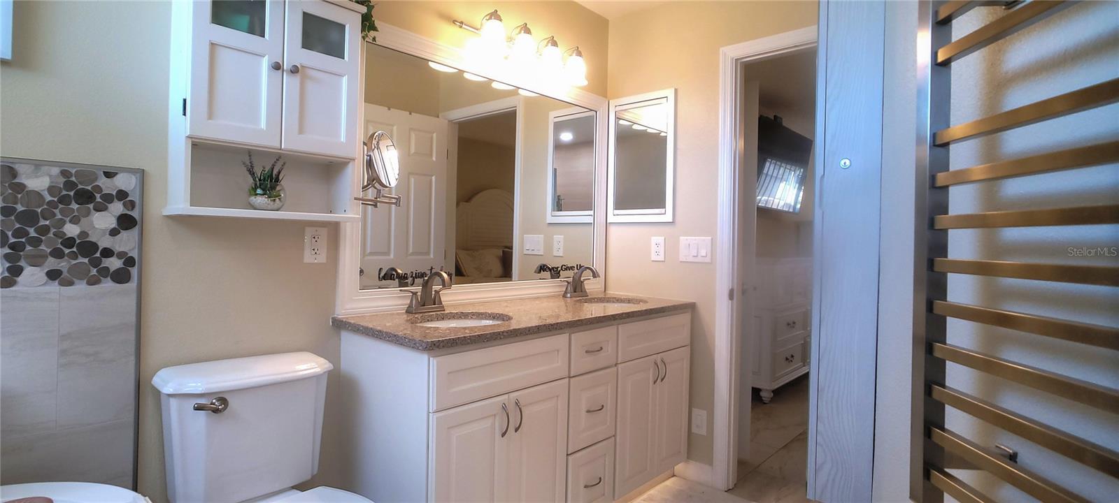 CENTRE LAKE - Residential