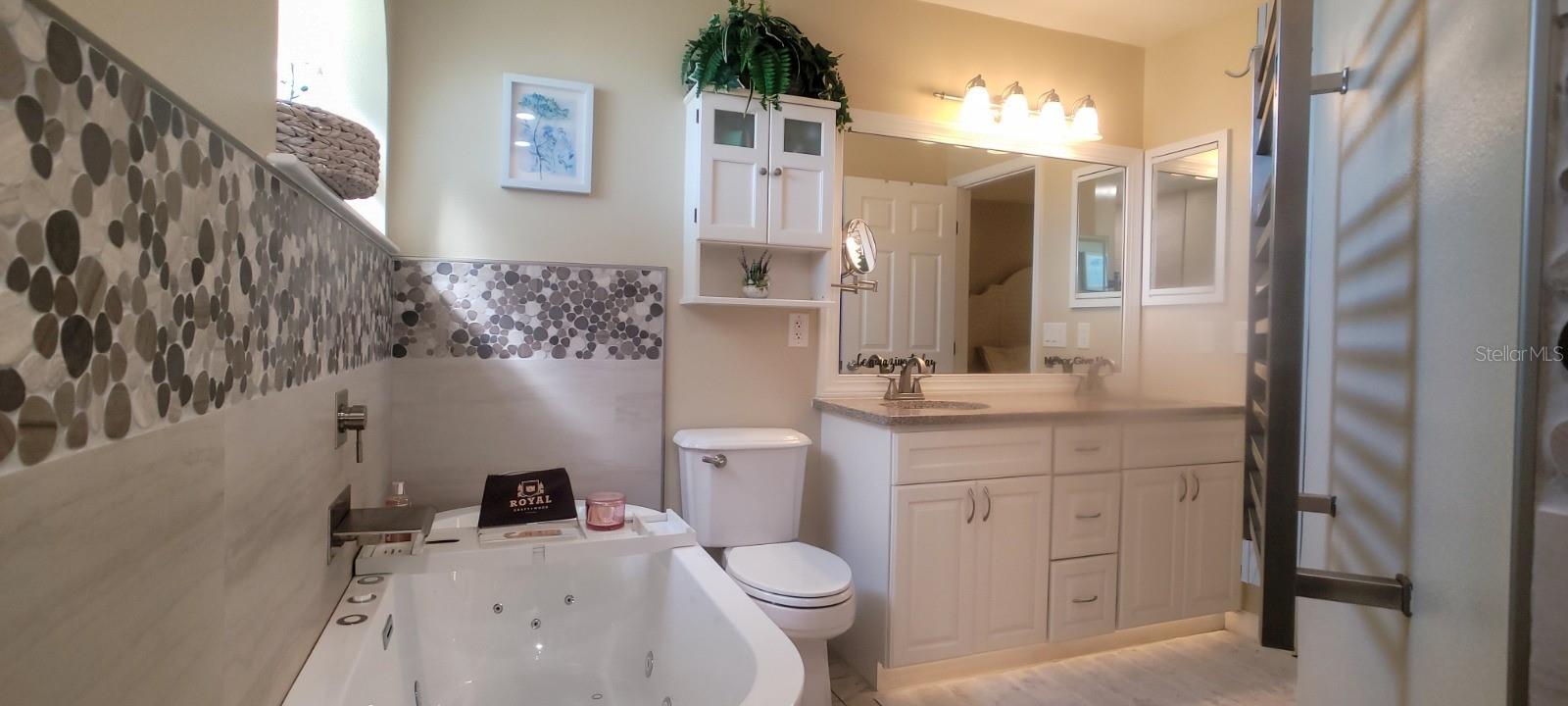 CENTRE LAKE - Residential