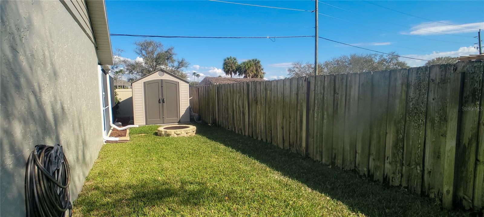 CENTRE LAKE - Residential