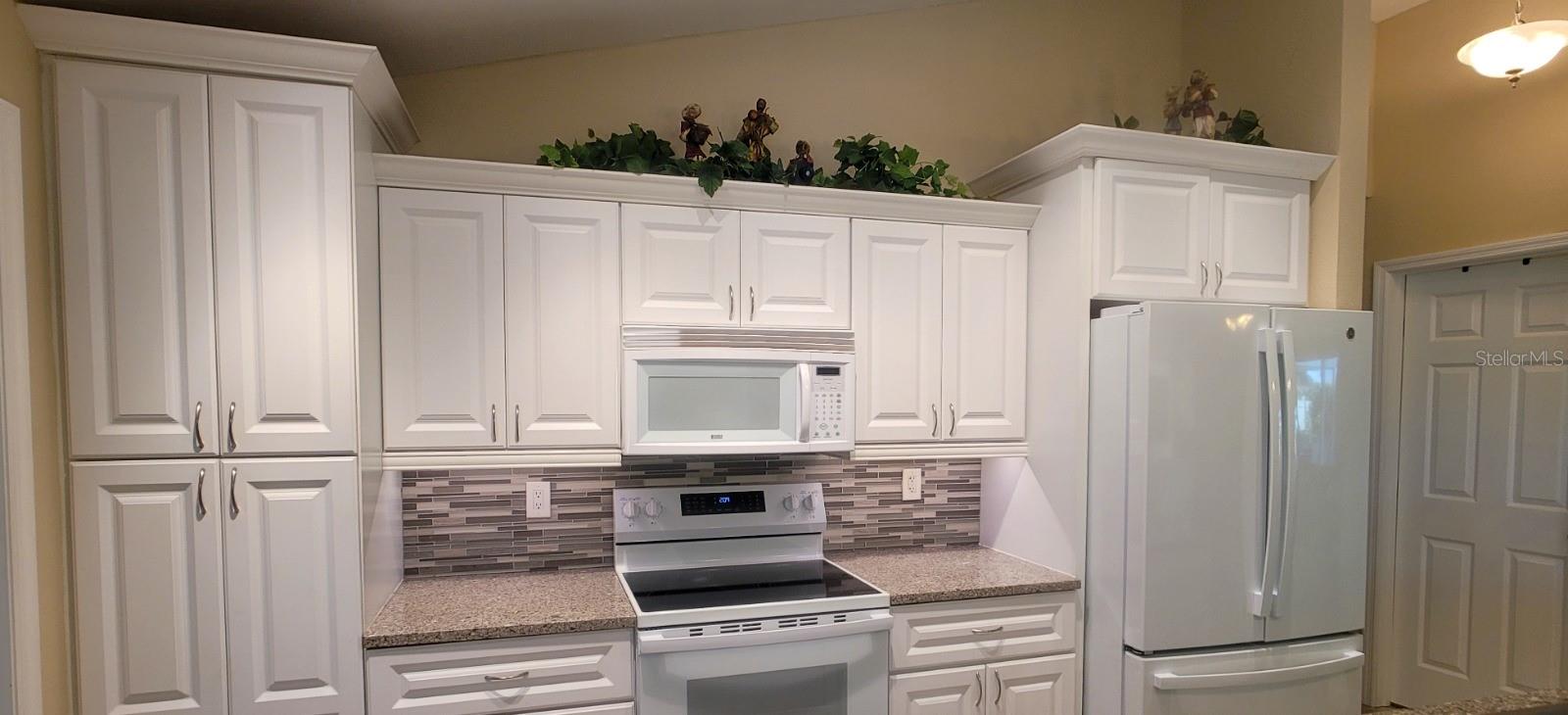 CENTRE LAKE - Residential