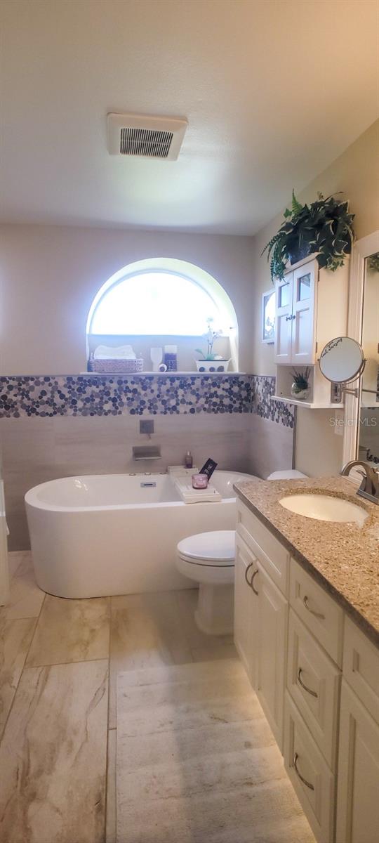 CENTRE LAKE - Residential