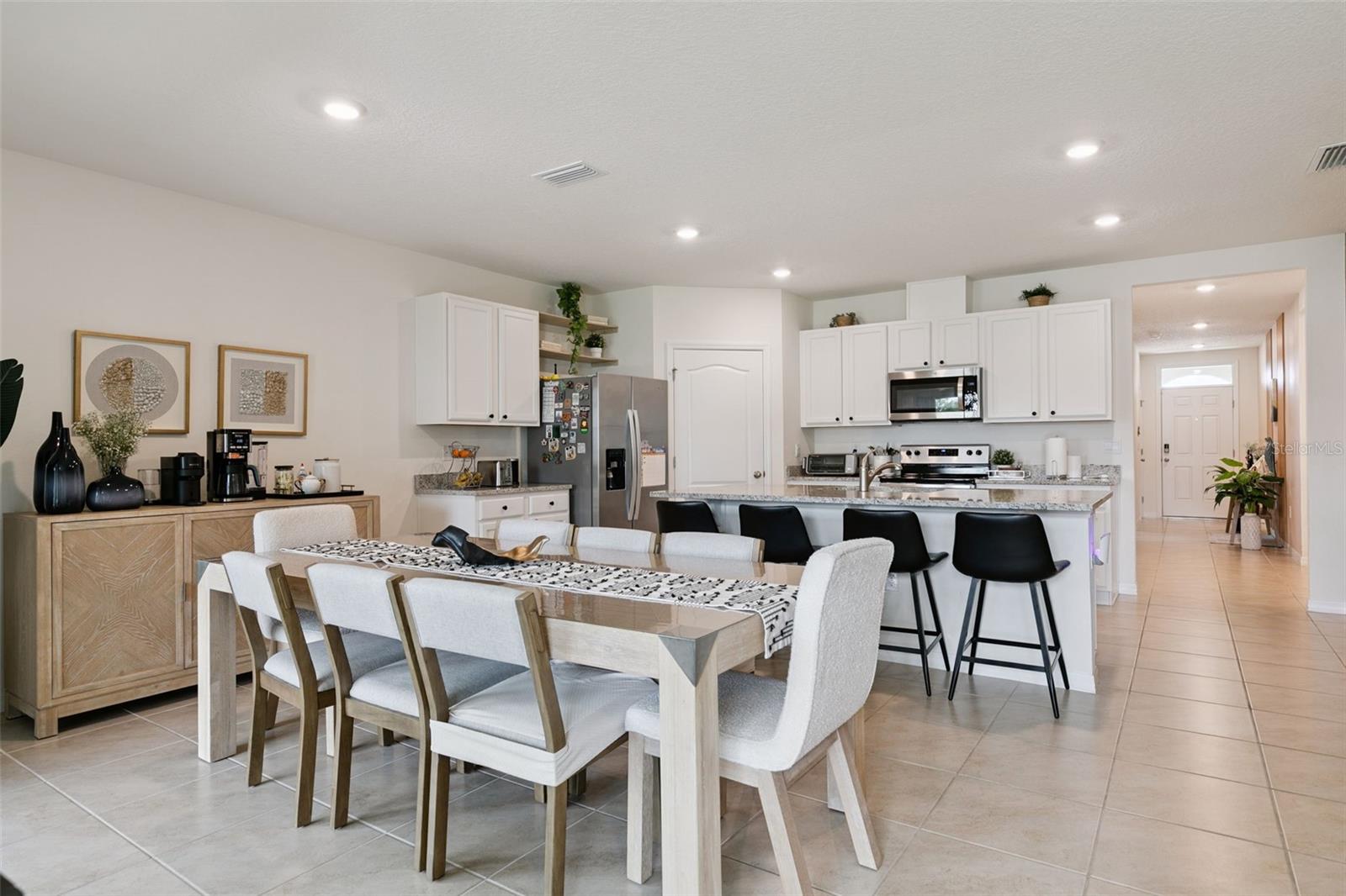 OAK POINTE - Residential