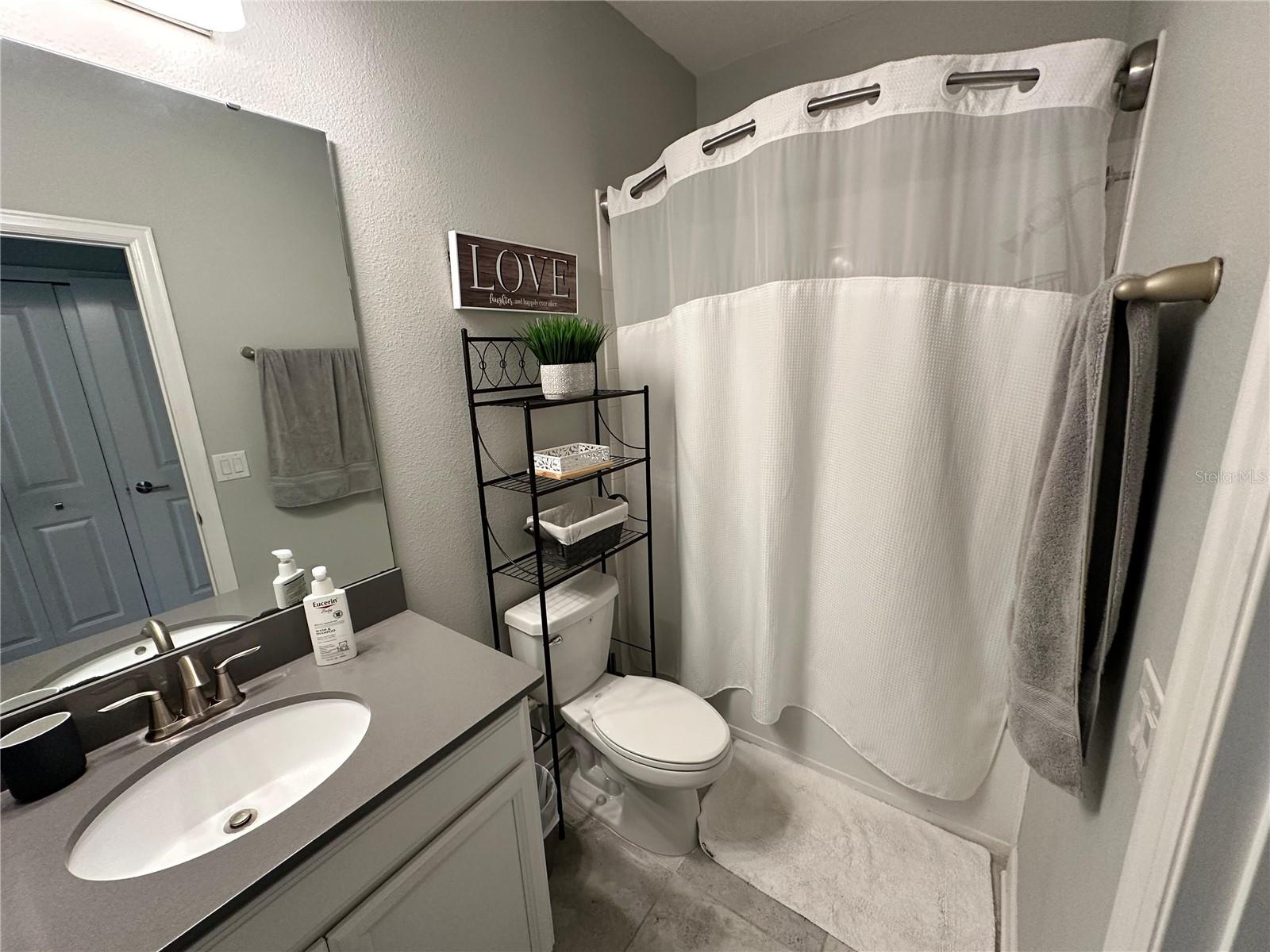 DRAYTON-PRESTON WOODS/PROVIDEN - Residential