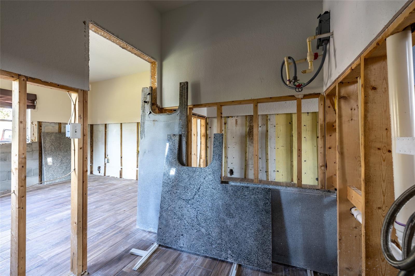 ST PETERSBURG BEACH REP - Residential