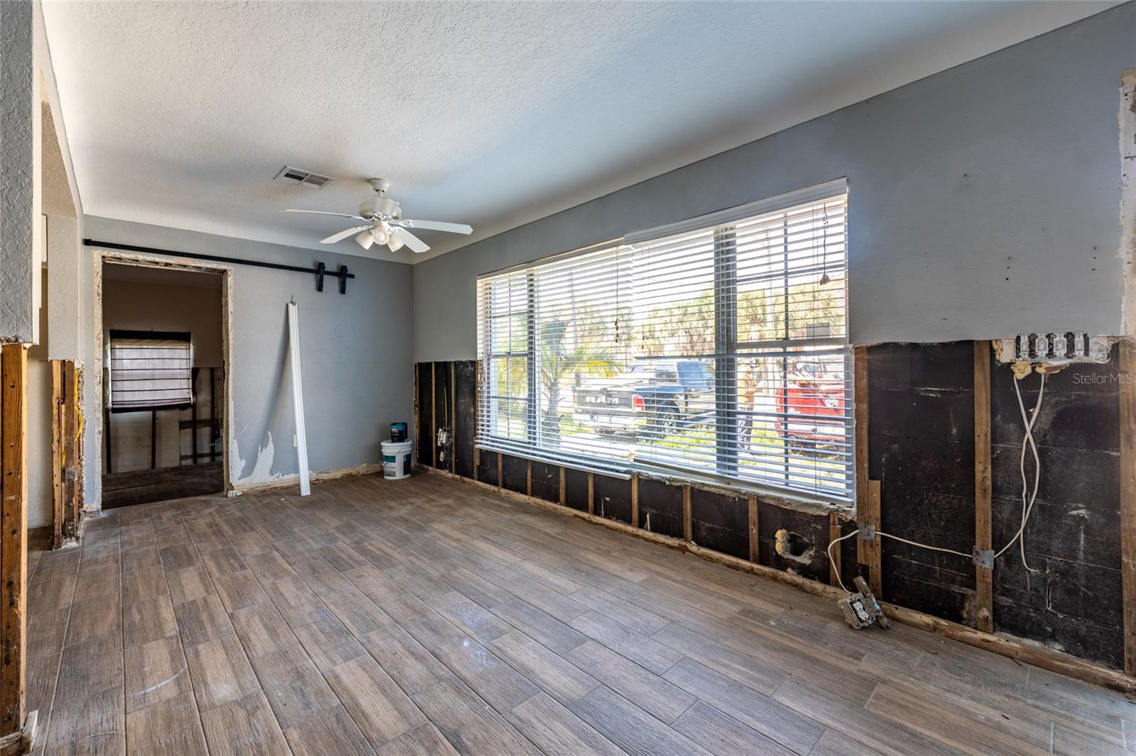 ST PETERSBURG BEACH REP - Residential