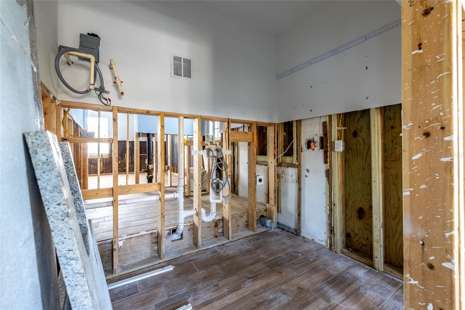 ST PETERSBURG BEACH REP - Residential