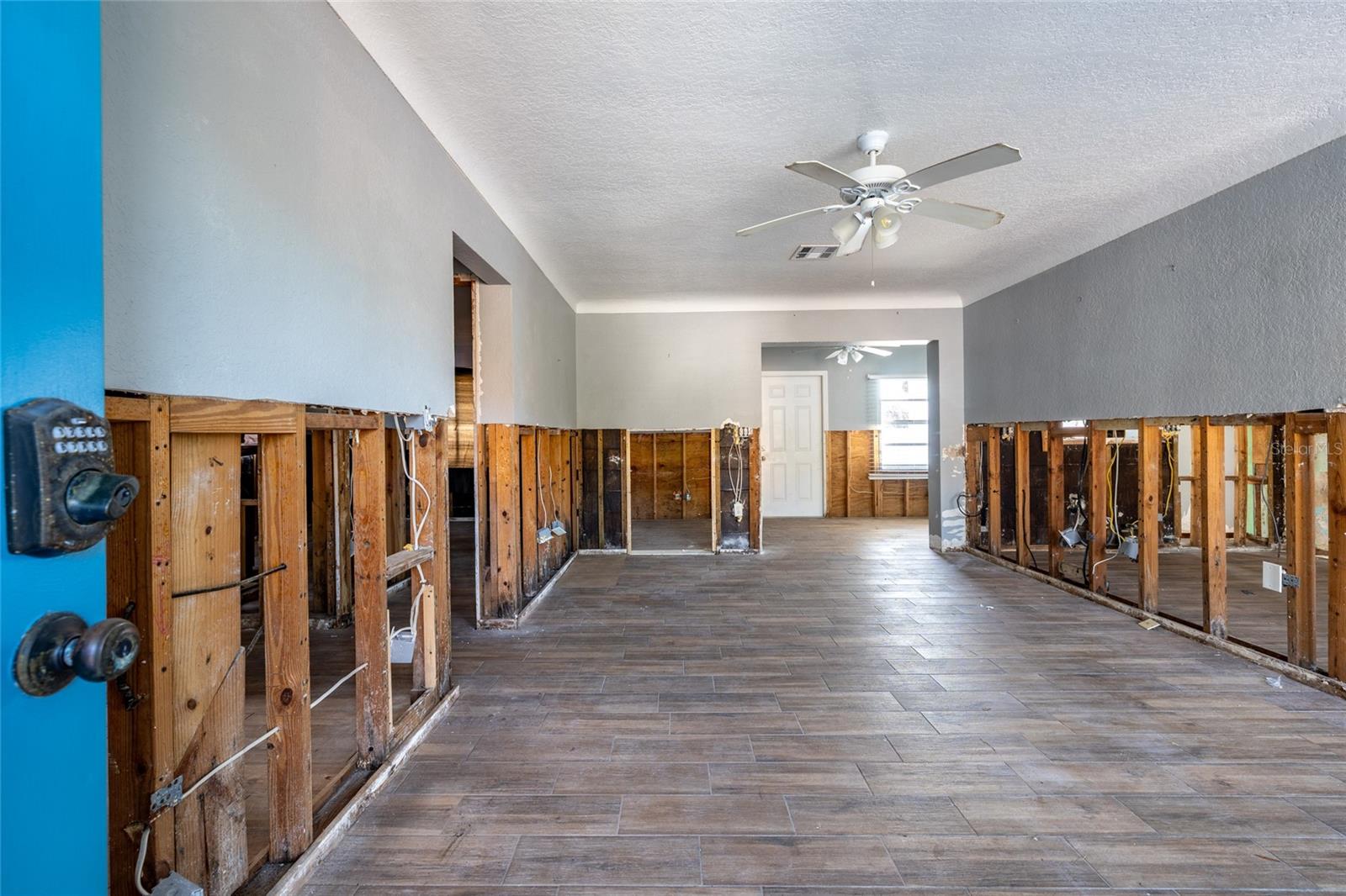 ST PETERSBURG BEACH REP - Residential