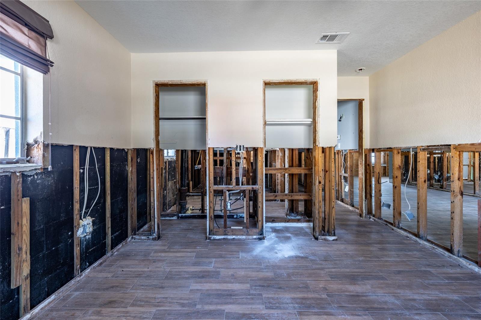 ST PETERSBURG BEACH REP - Residential