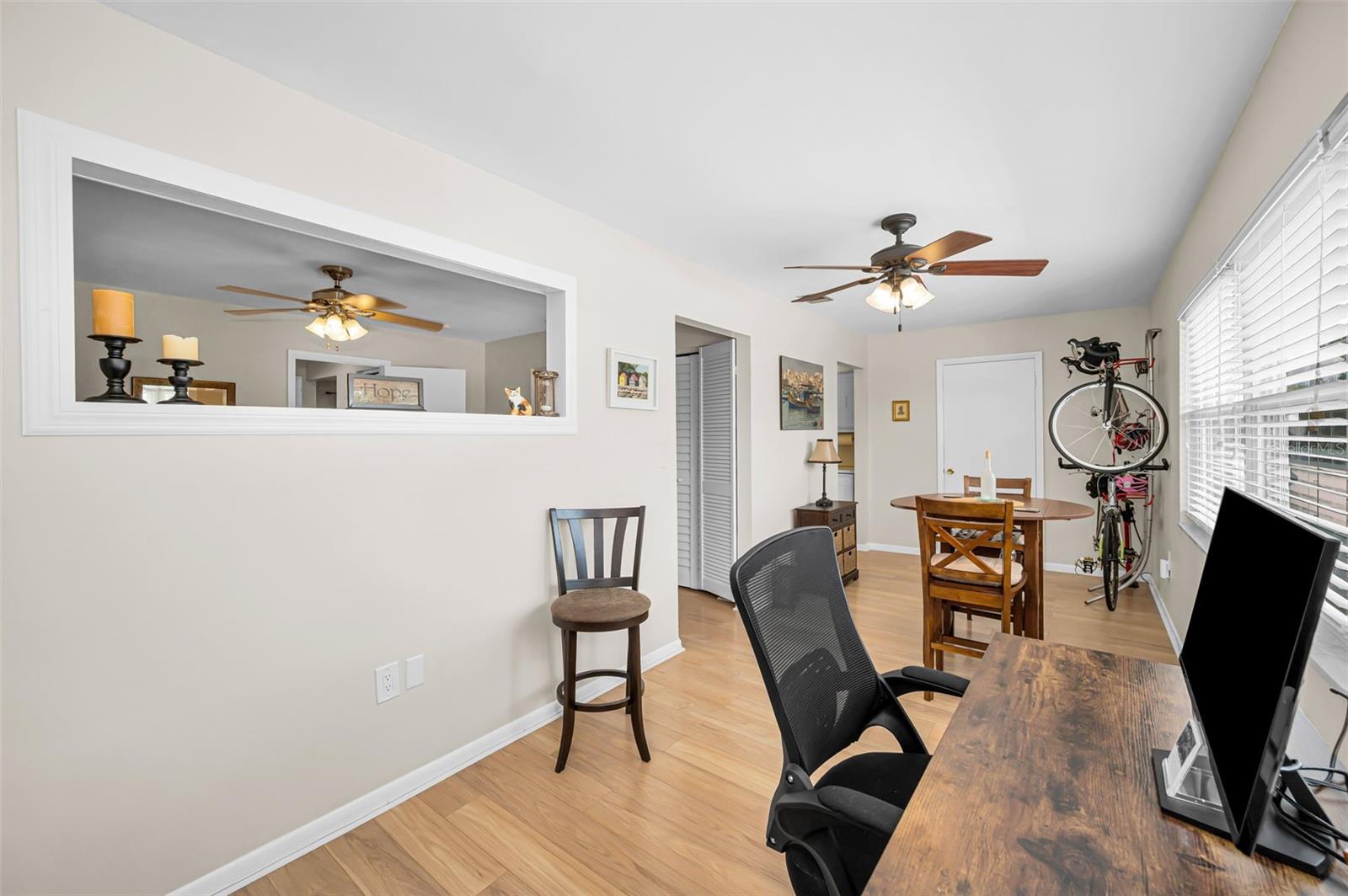 PARADISE SHORES - Residential