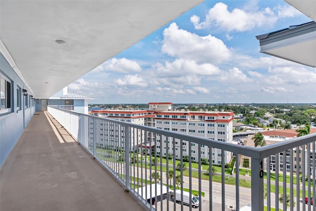 Photo of 555 The Esplanade N #1001, Venice, FL 34285 (MLS # A4709801)