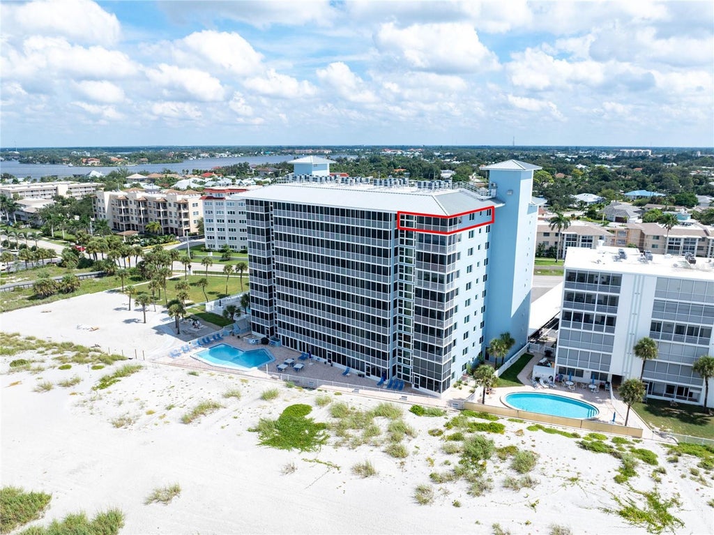 Photo of 555 The Esplanade N #1001, Venice, FL 34285 (MLS # A4709801)