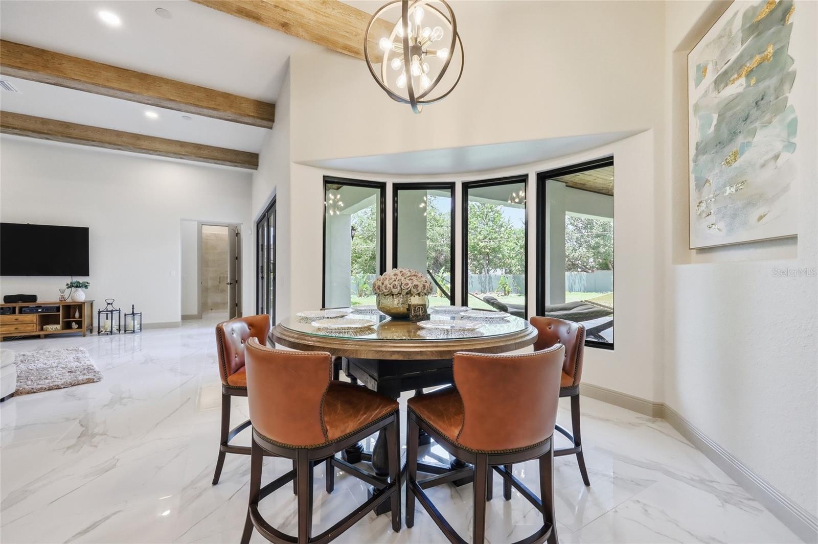 CHAINE DE LAC - Residential