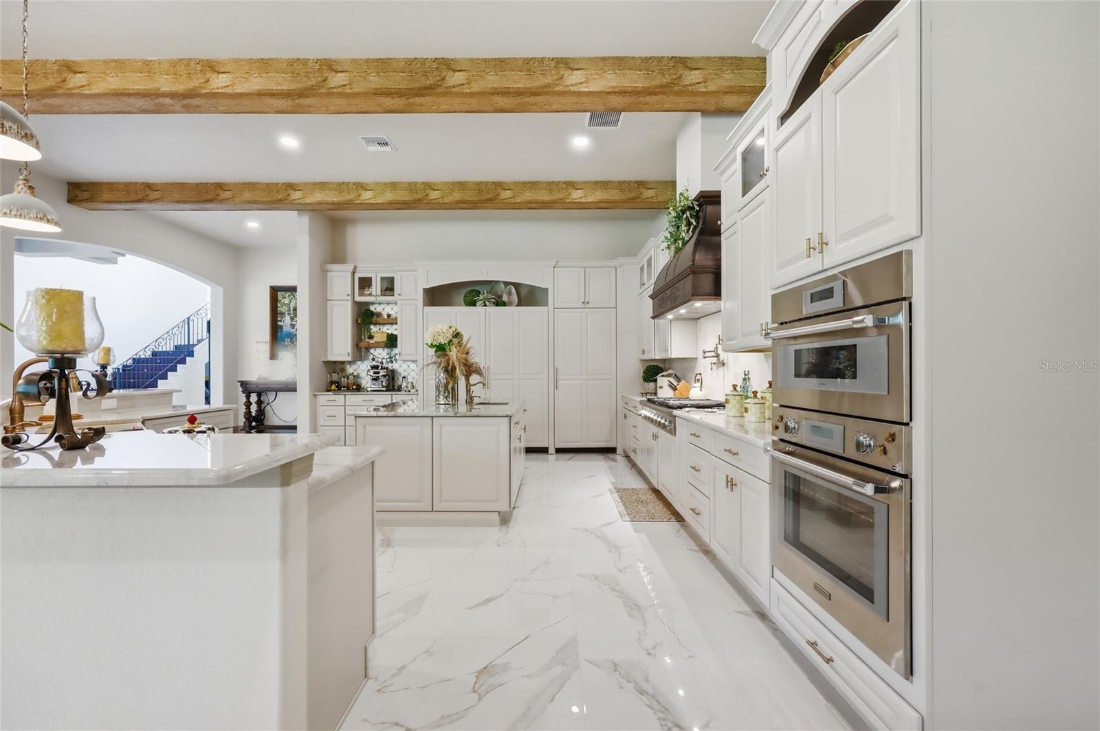 CHAINE DE LAC - Residential