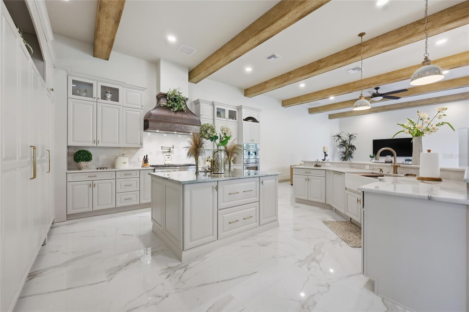 CHAINE DE LAC - Residential
