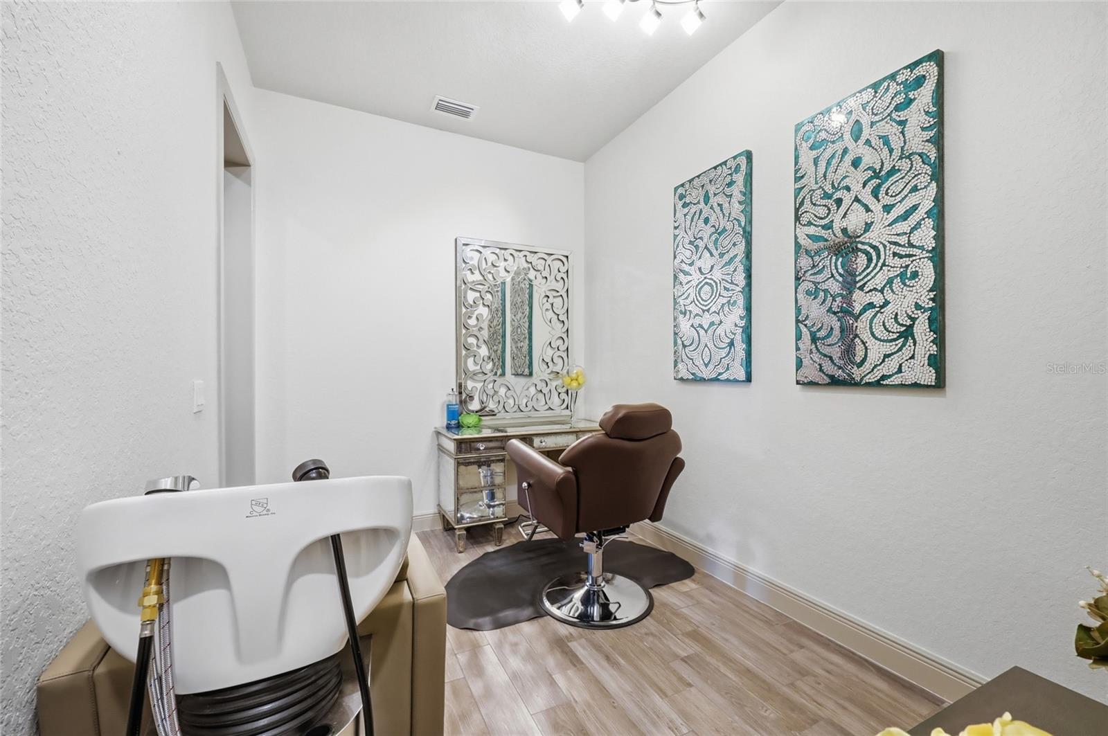 CHAINE DE LAC - Residential
