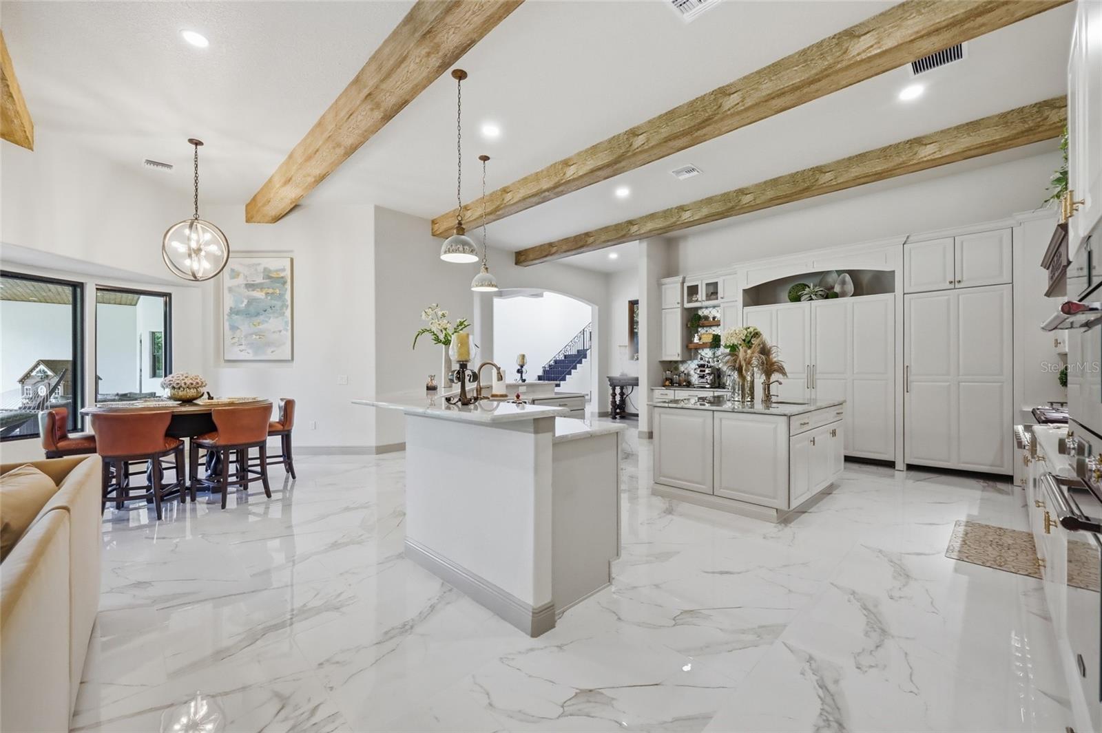 CHAINE DE LAC - Residential