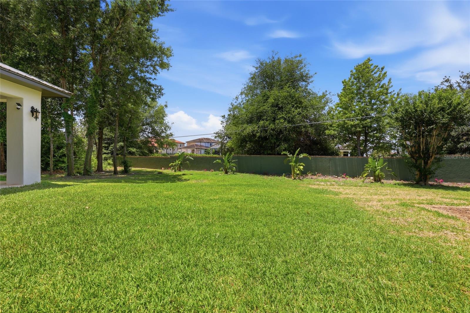 CHAINE DE LAC - Residential