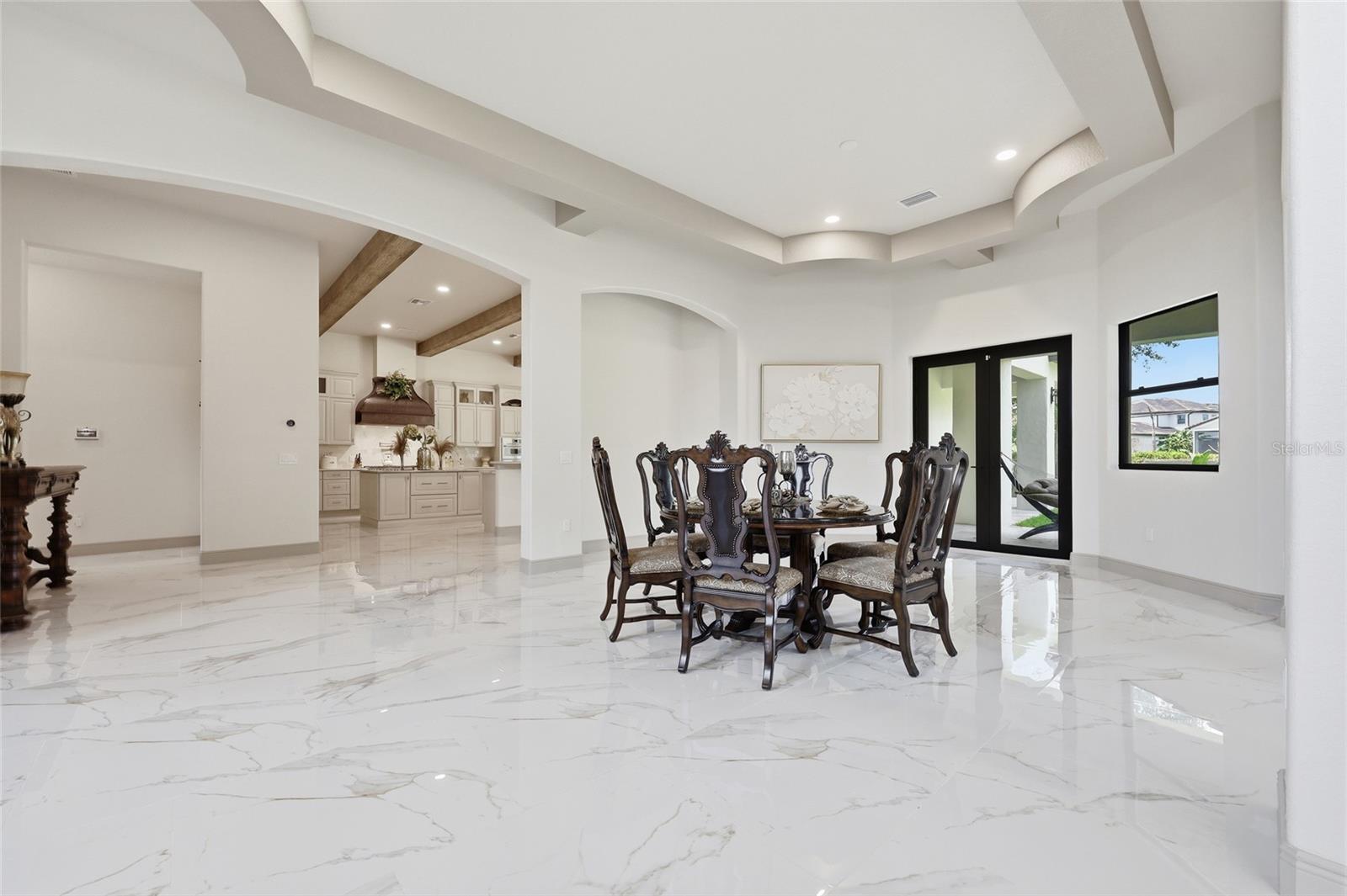 CHAINE DE LAC - Residential