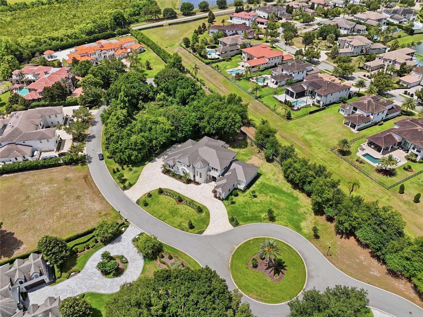 CHAINE DE LAC - Residential