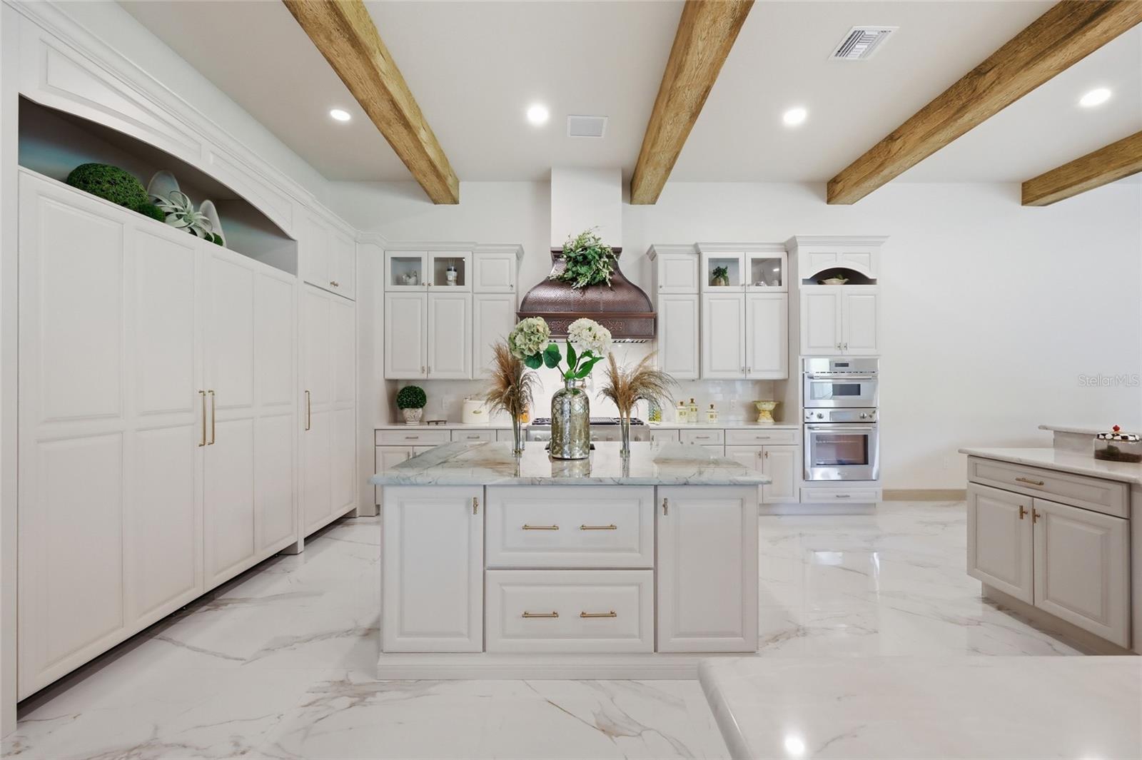 CHAINE DE LAC - Residential