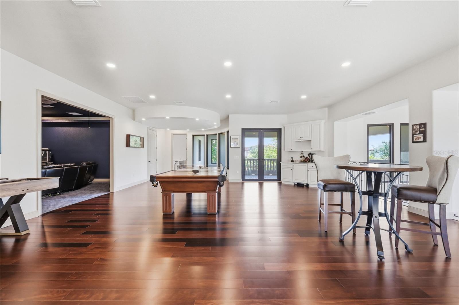 CHAINE DE LAC - Residential