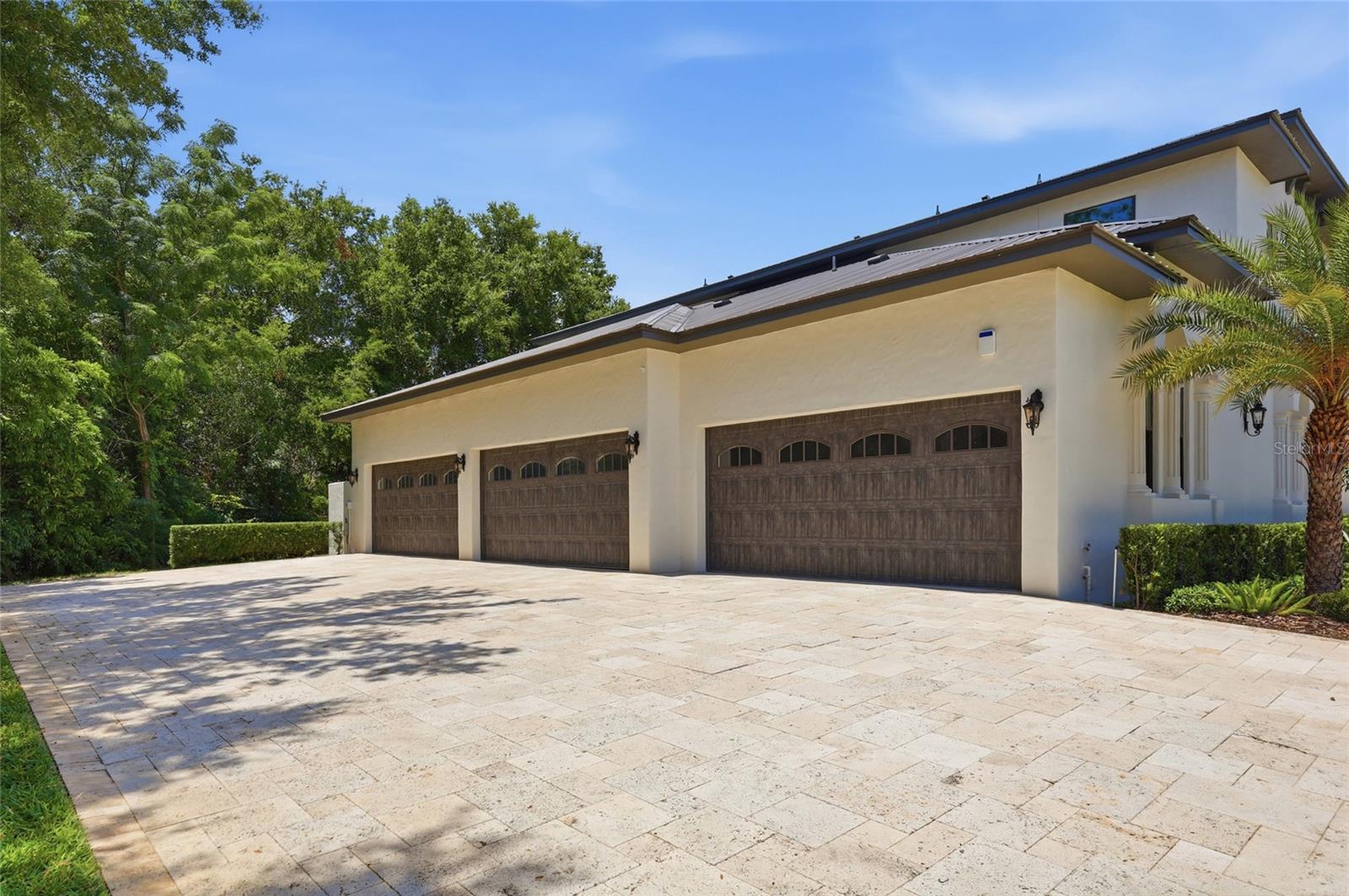 CHAINE DE LAC - Residential