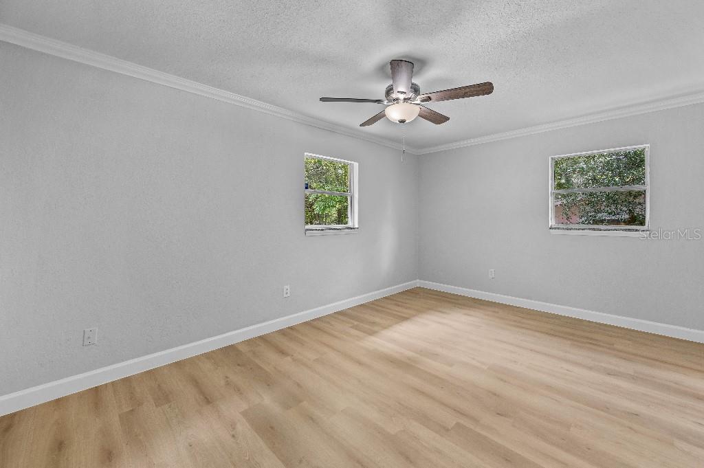 DELAND E 160 FT BLK 142 - Residential